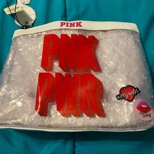 Pink makeup bag brand new !!!